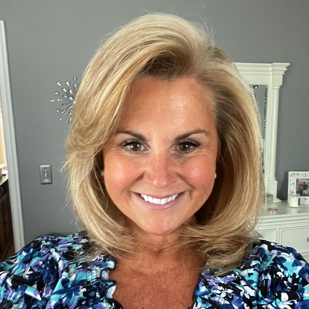 Meet your Posher, Renee